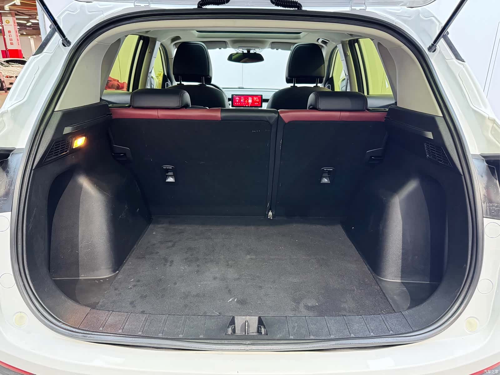 Geely Coolray, 2021 21
