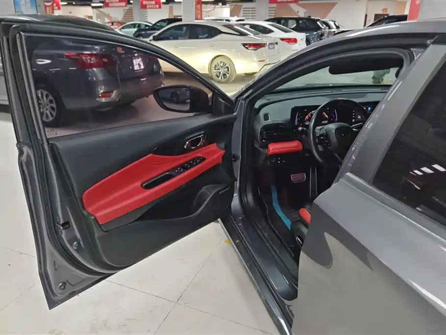 Trumpchi Shadow Leopard