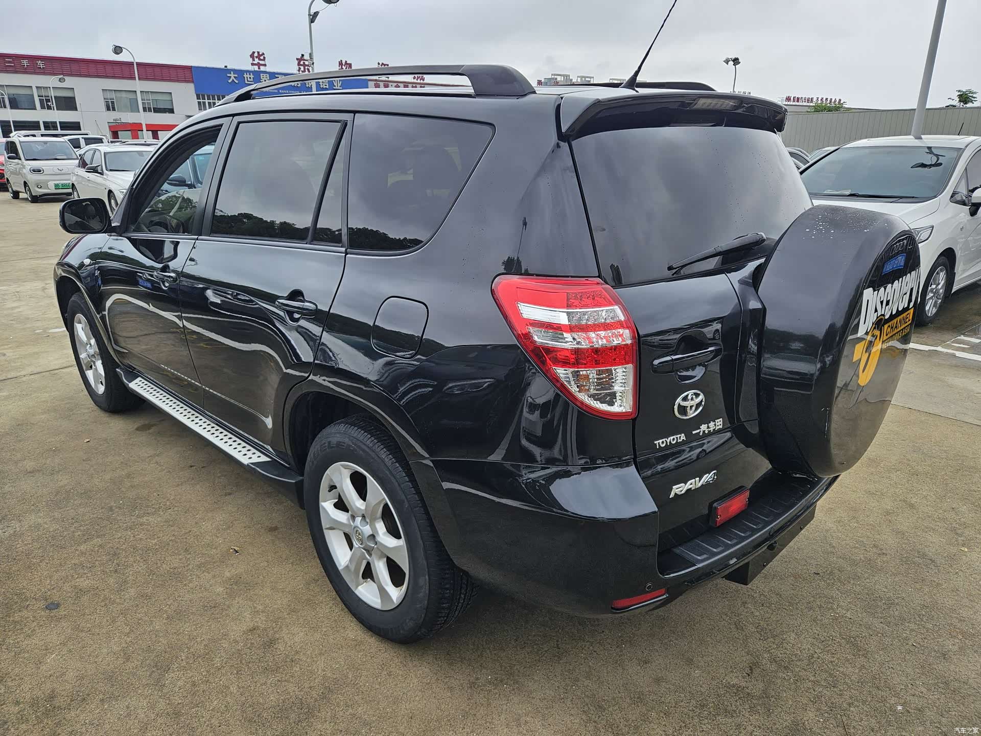 Toyota RAV4, 2011 13
