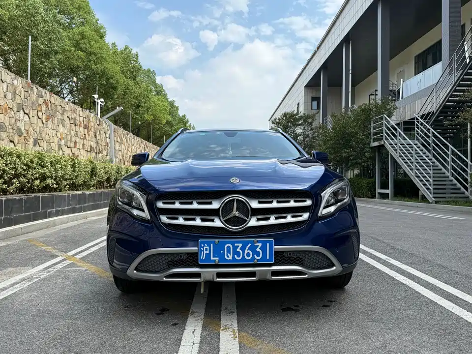 Mercedes-Benz GLA