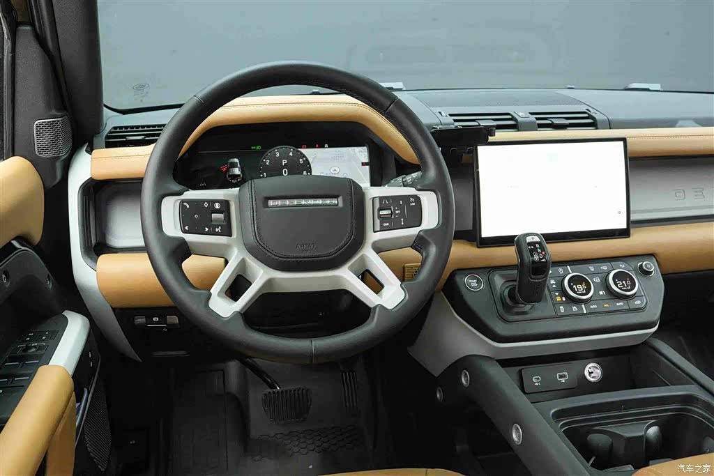 Land Rover Defender, 2024 7