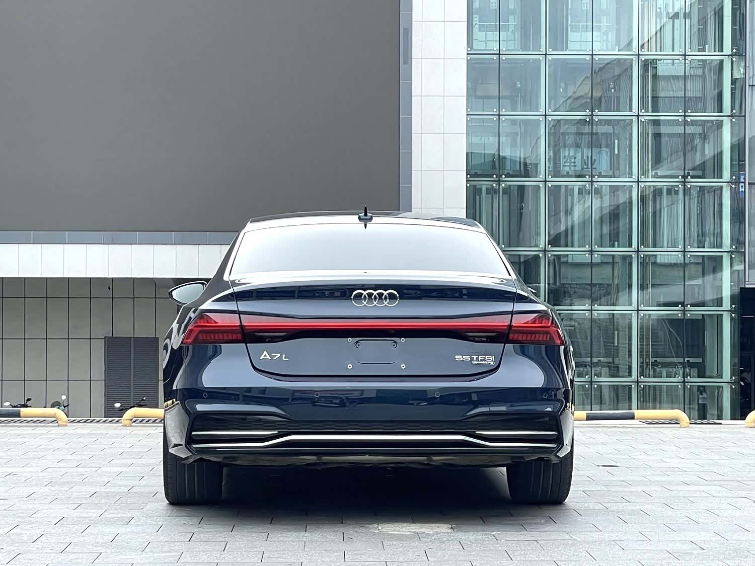 Audi A7L, 2026 16