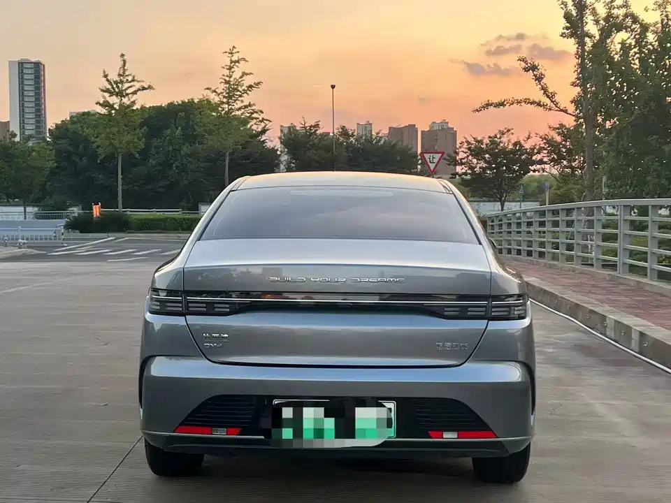 BYD Destroyer 05 BYD Destroyer 05