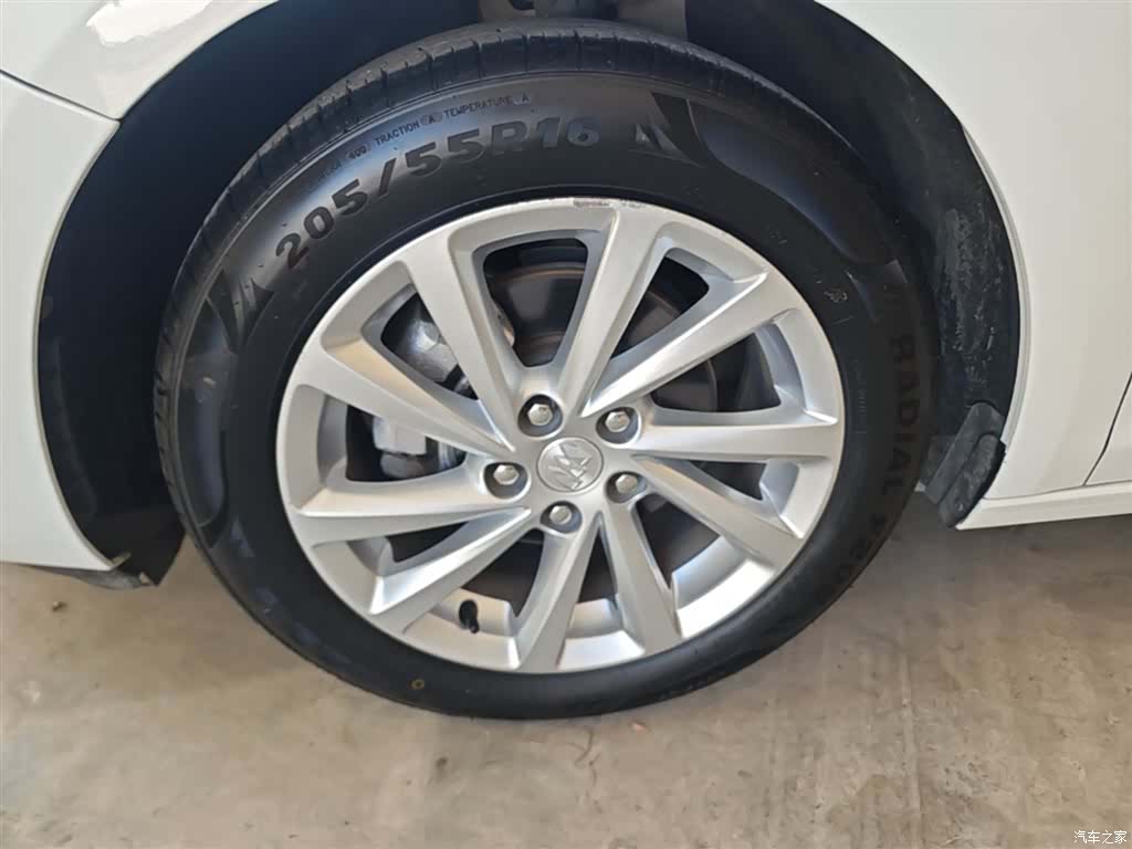 Buick Verano, 2018 23