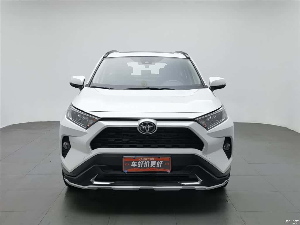 Toyota RAV4, 2021 3