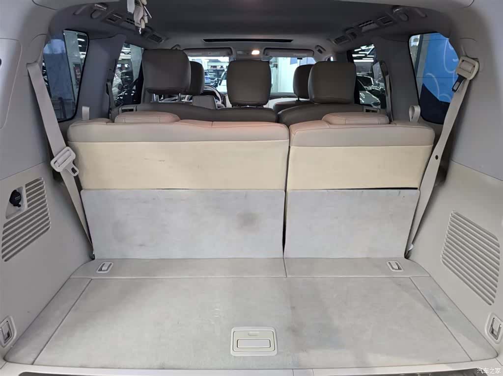 Nissan Patrol, 2017 13