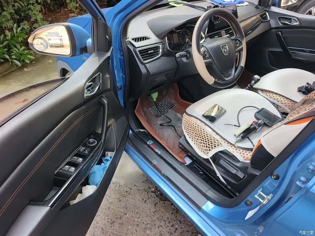 Wuling 310, 2017 14
