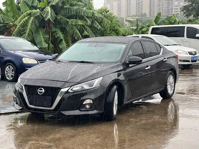 Nissan Altima 2020 — купить из Китая под заказ