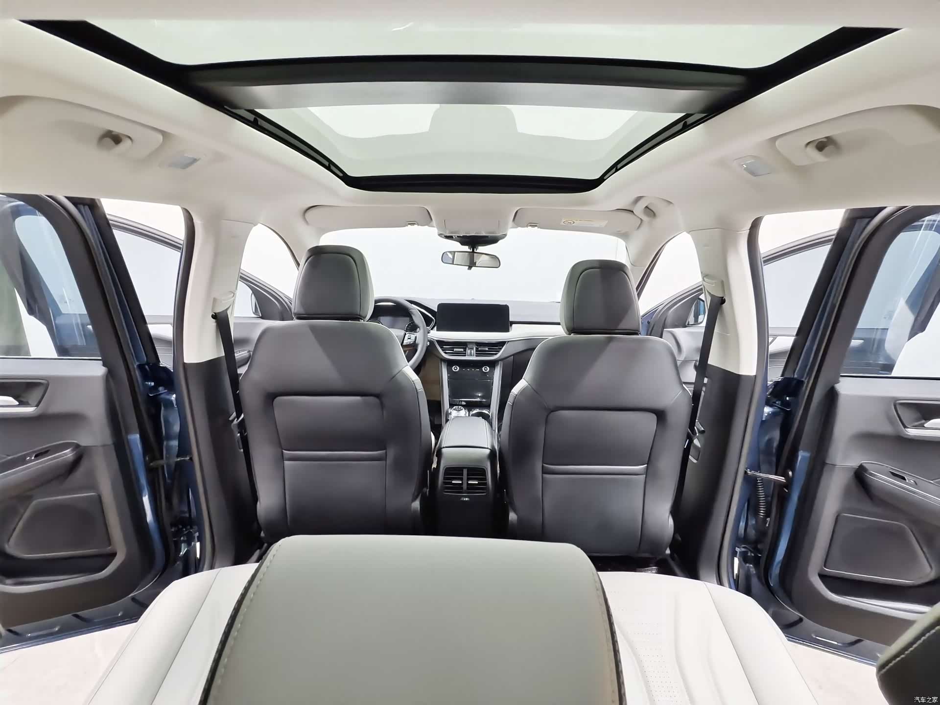 Ford Escape, 2025 10