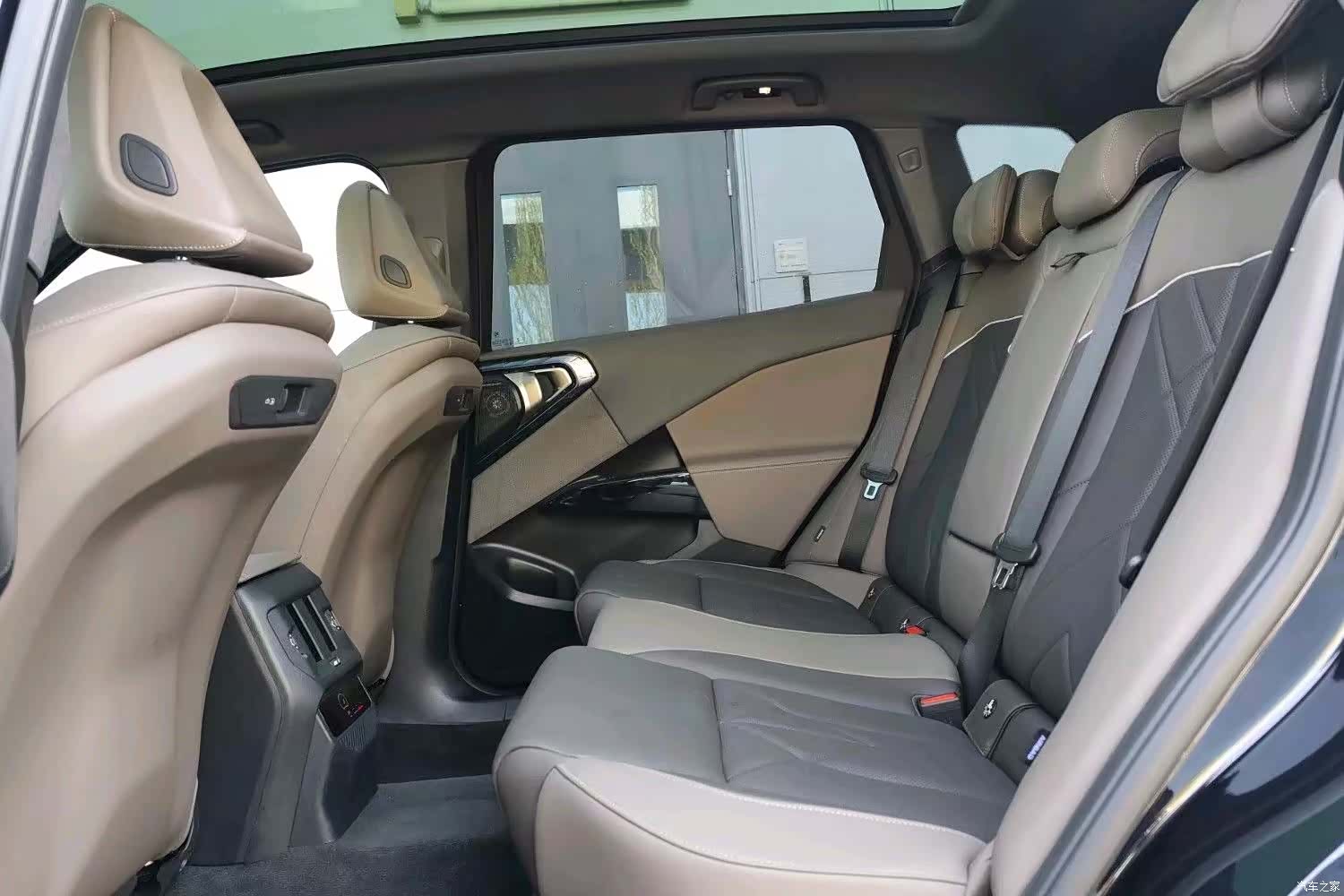 BMW X3, 2025 11