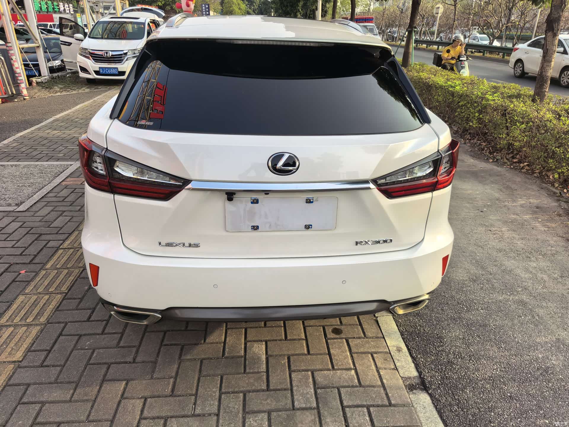 Lexus RX, 2019 9