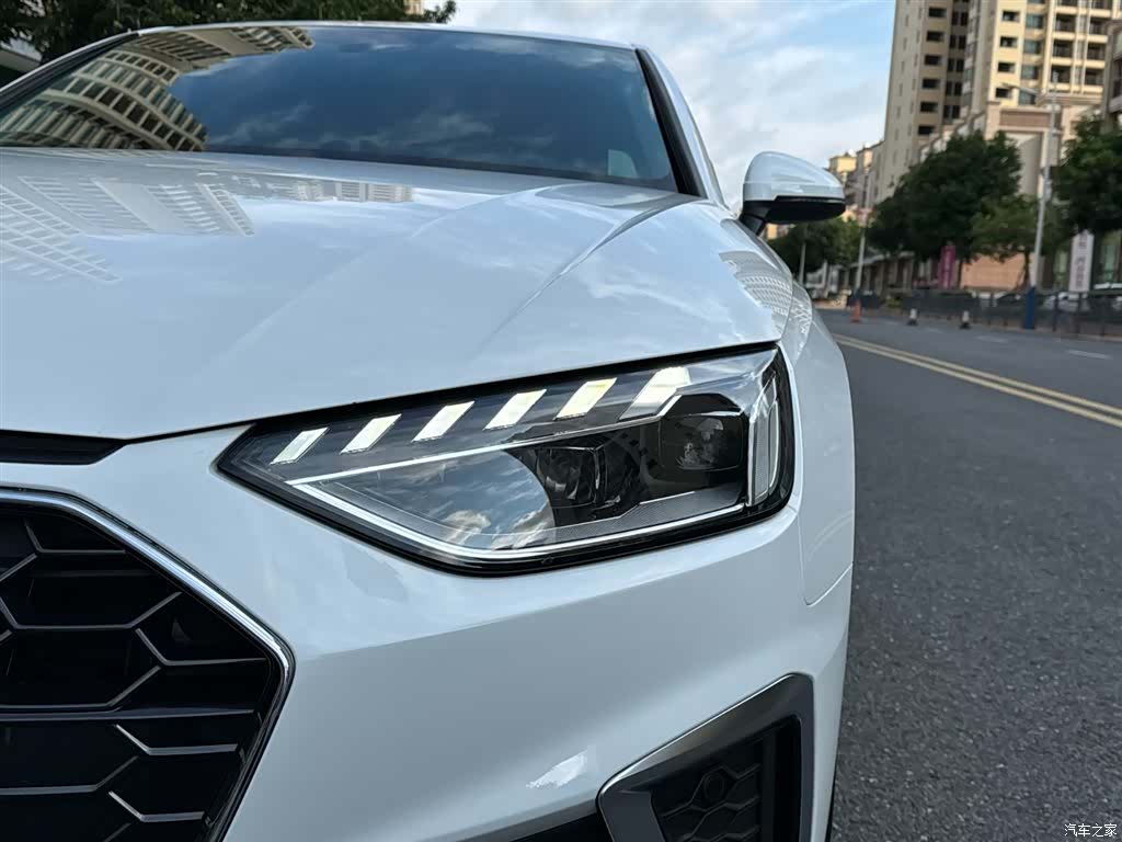 Audi A4L, 2022 4