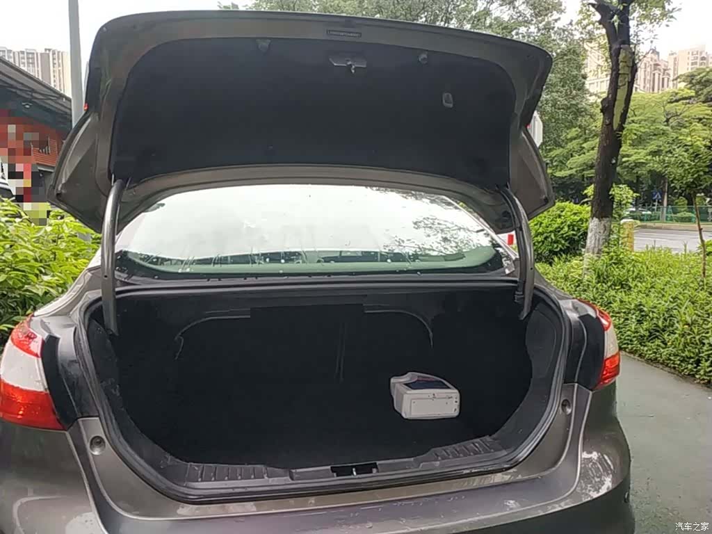 Ford Focus, 2014 19