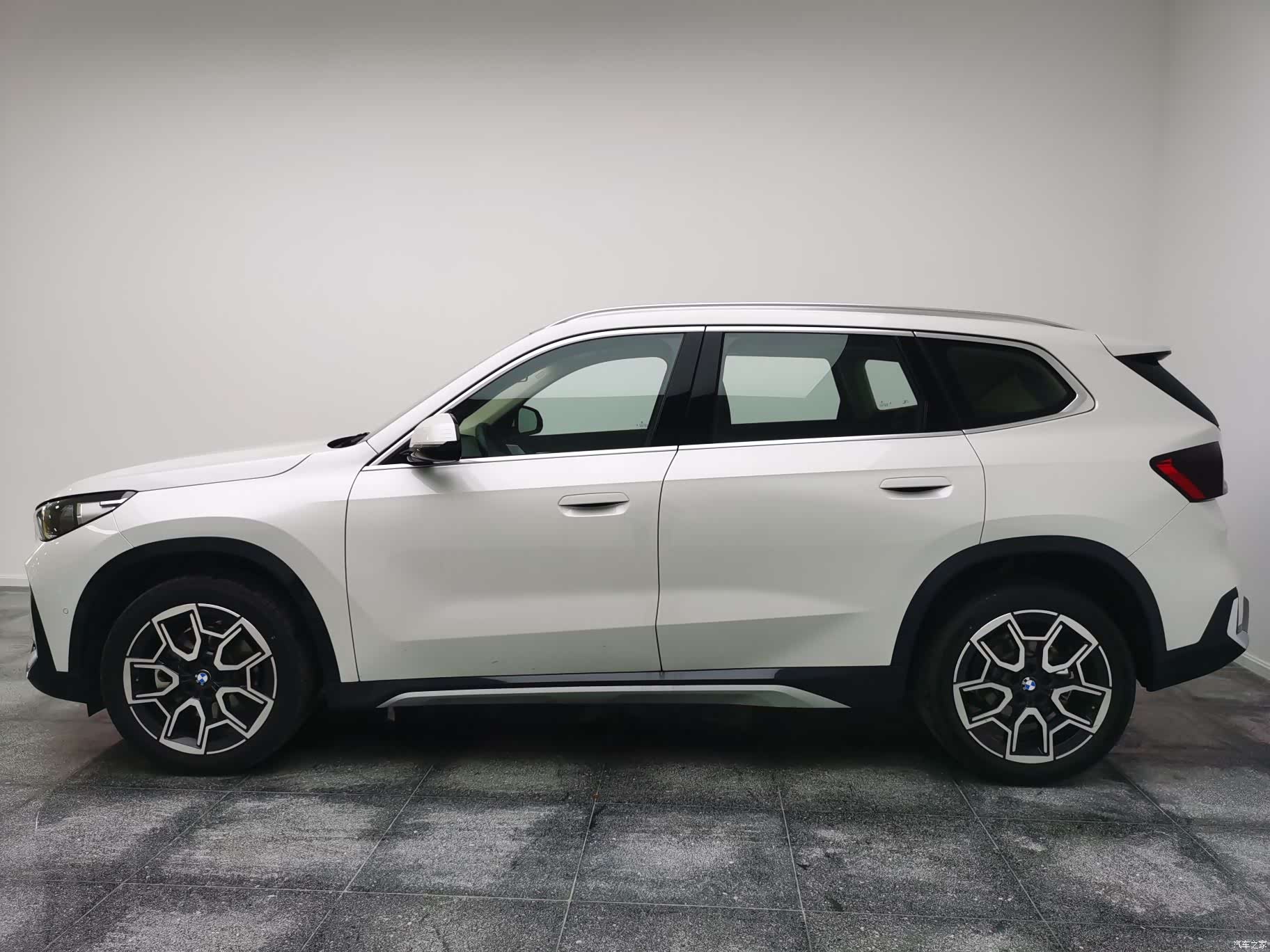 BMW X1, 2025 8