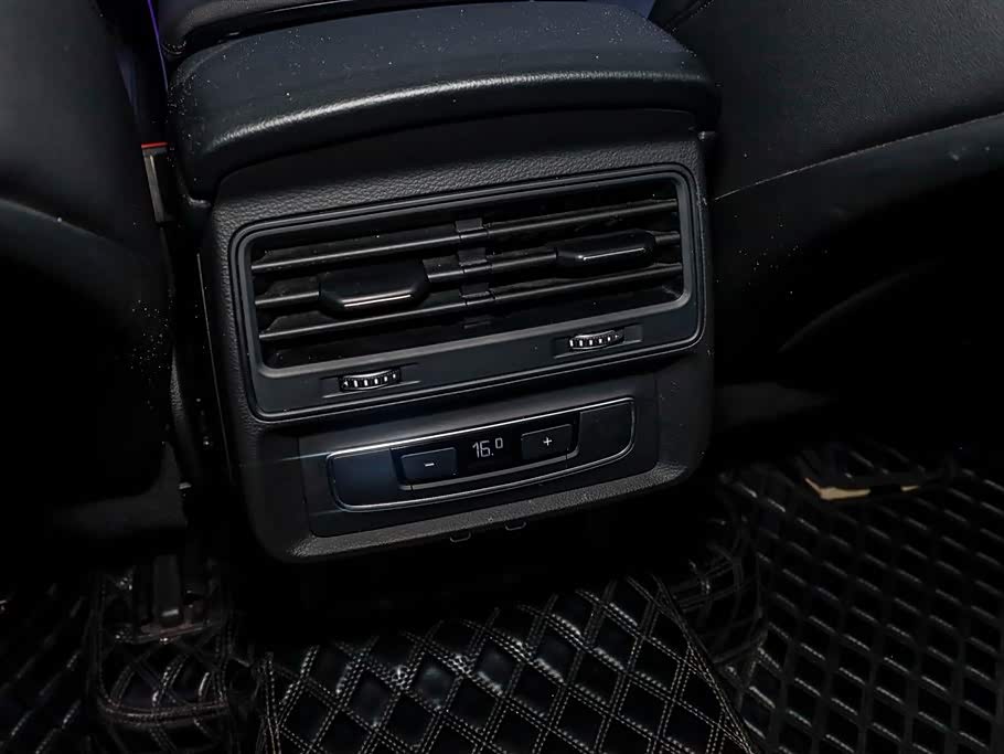 Audi Q8 Audi Q8