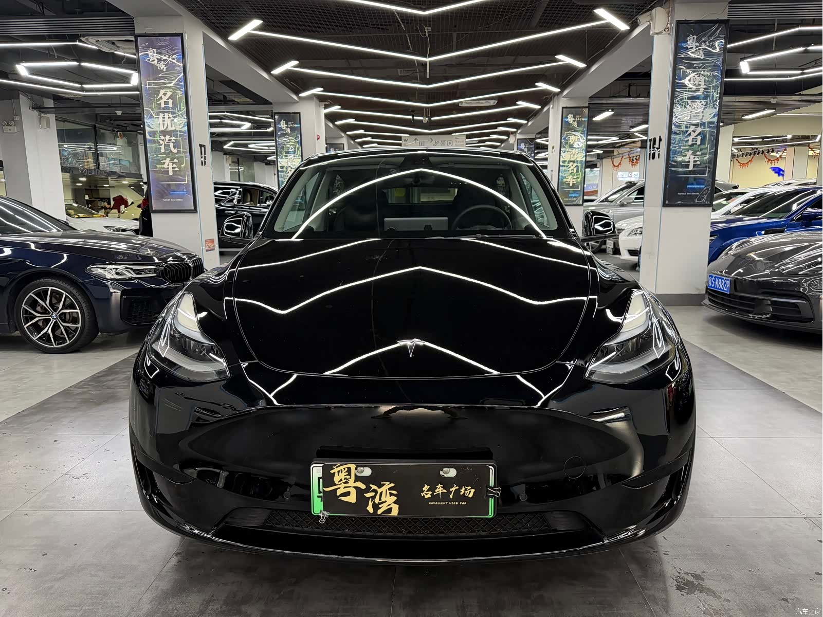 Tesla Model Y, 2022 2