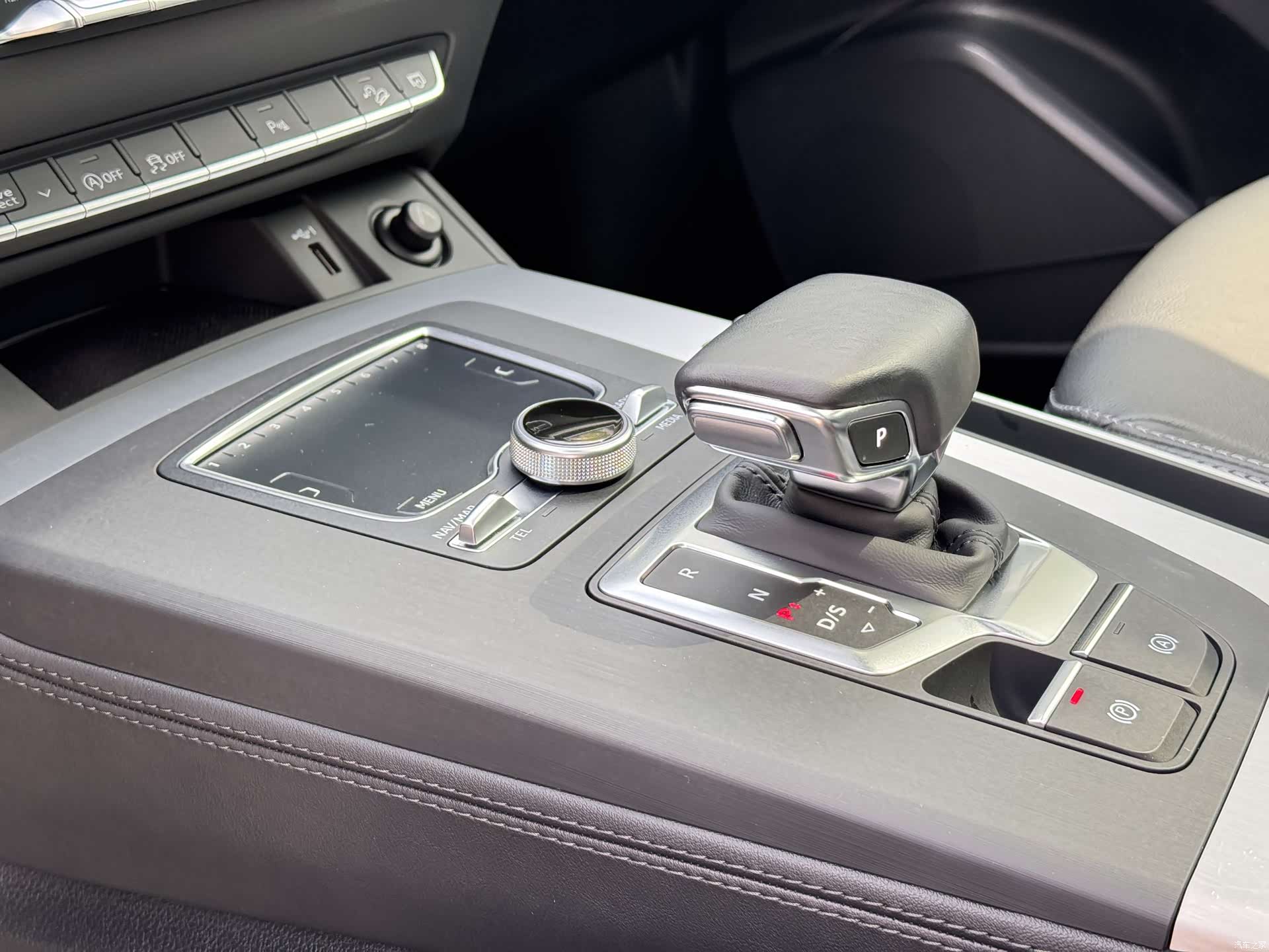 Audi Q5L, 2021 17