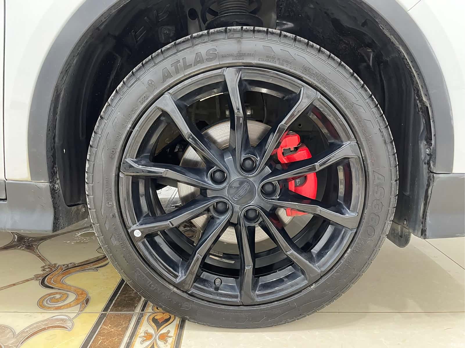 Geely Emgrand, 2021 18