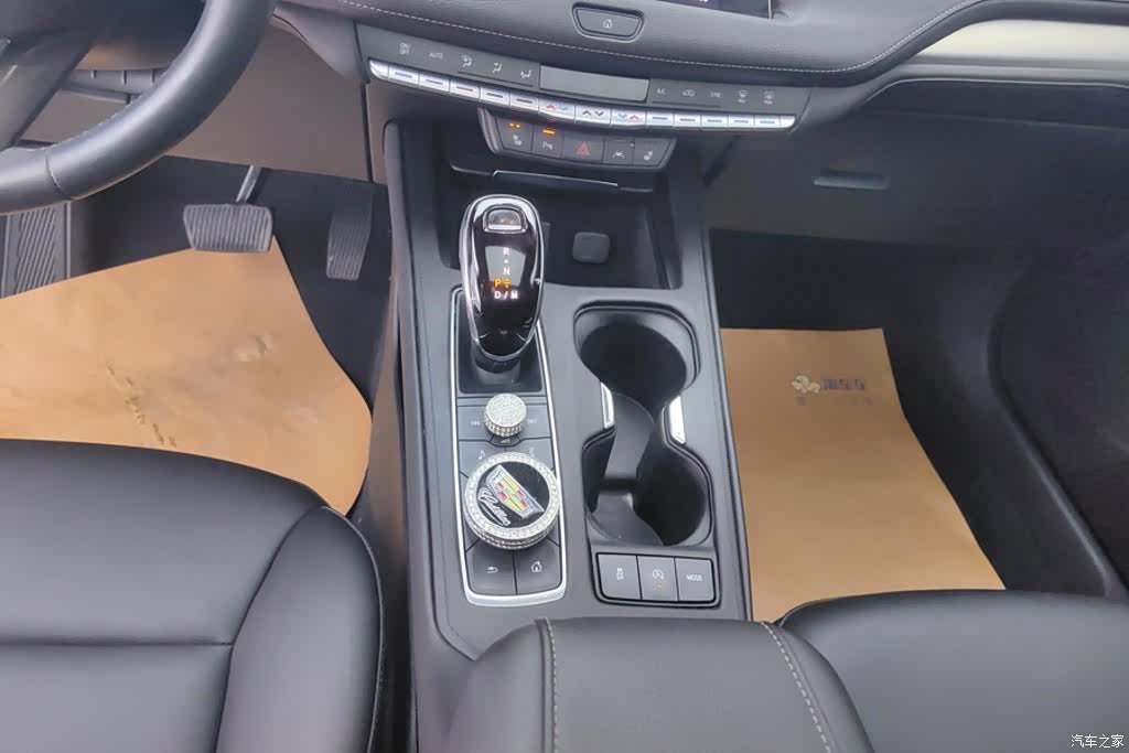 Cadillac XT4, 2022 16