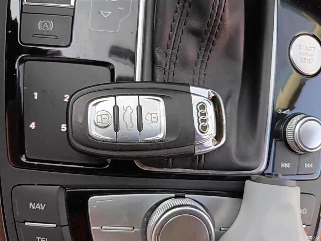 Audi A6L, 2014 9