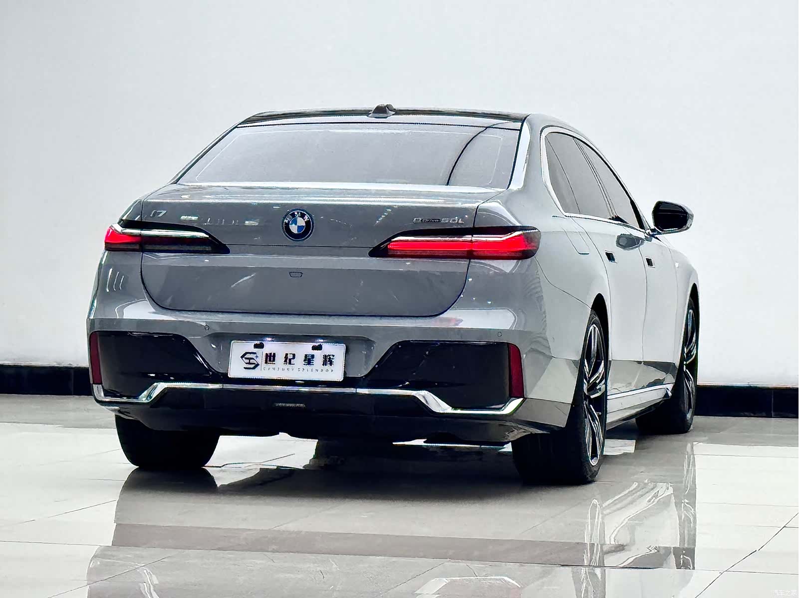 BMW i7, 2023 11