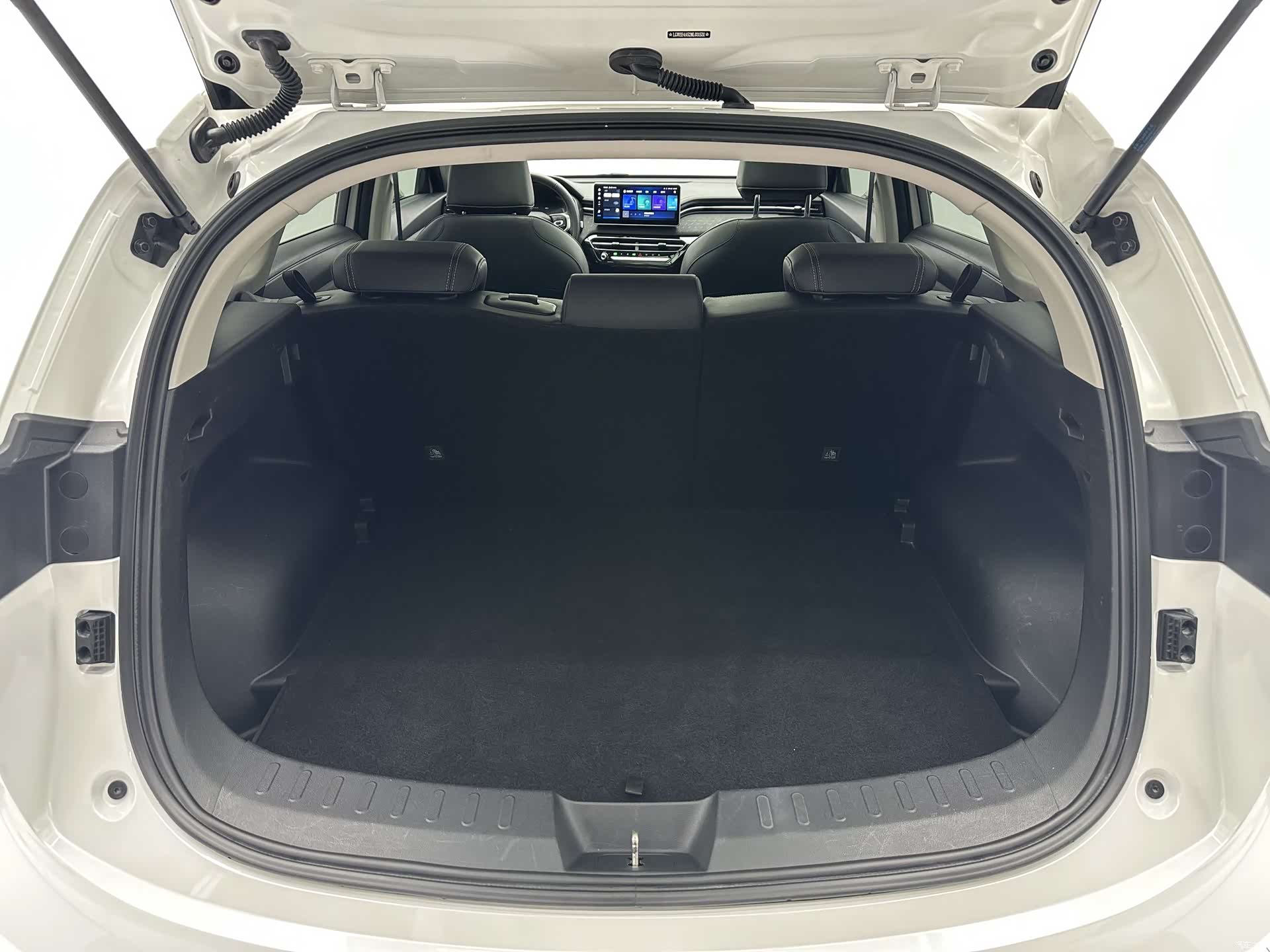 Haval Jolion, 2022 18