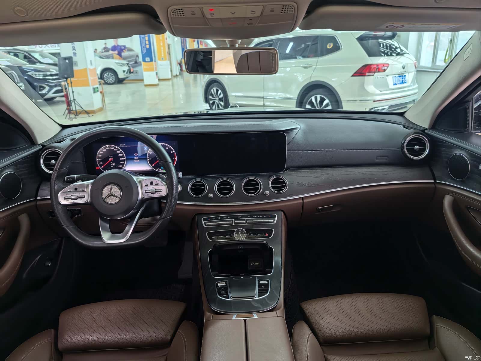 Mercedes-Benz E-Class, 2019 9