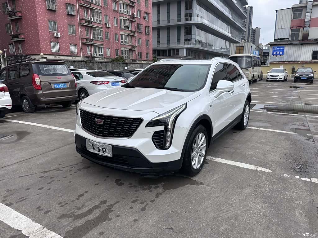 Cadillac XT4, 2022 1