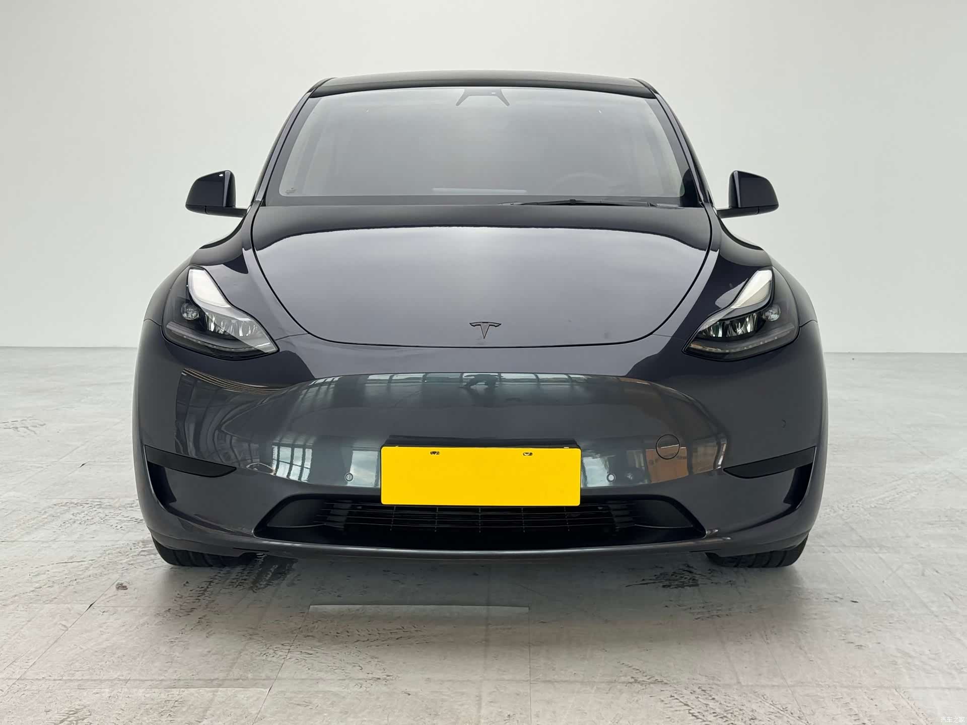Tesla Model Y, 2022 2