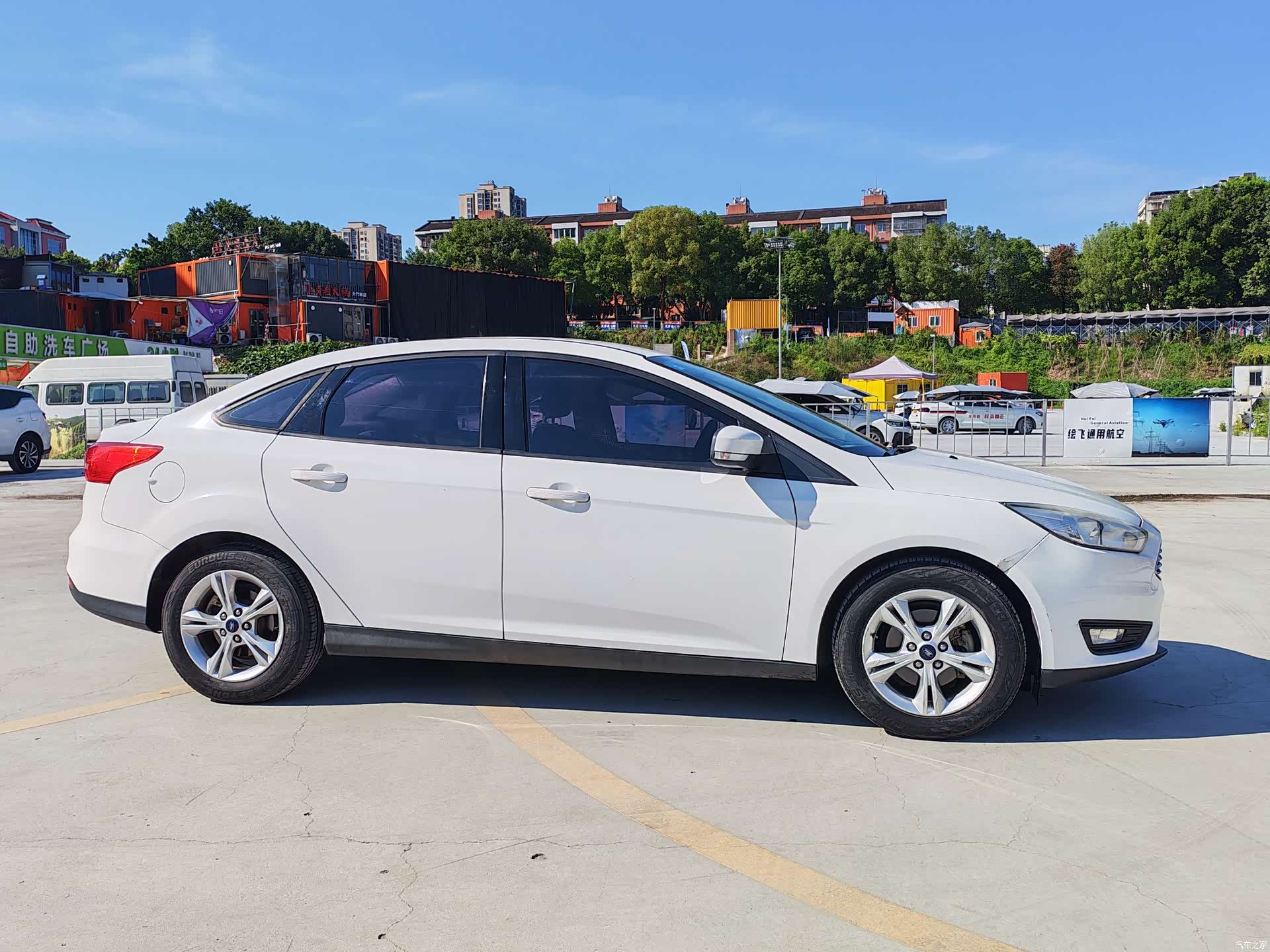 Ford Focus, 2017 11