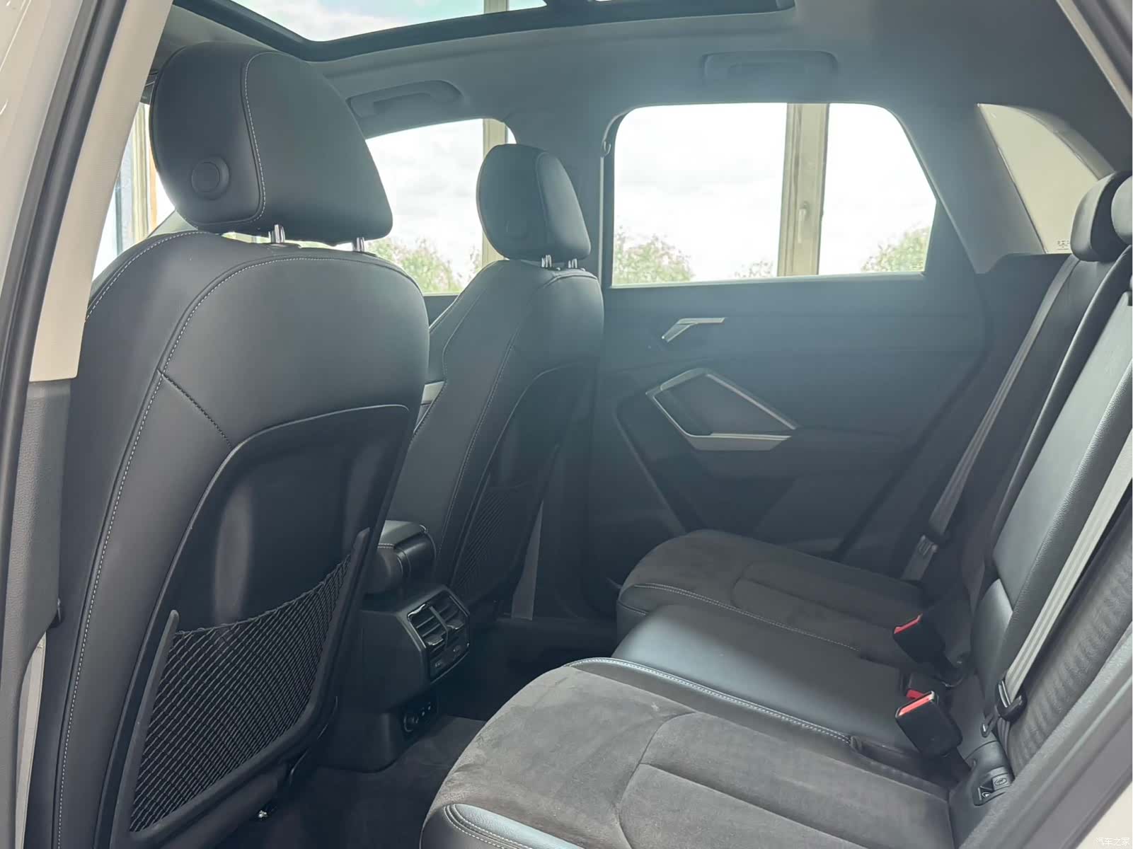 Audi Q3, 2023 13