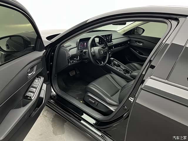 Honda Inspire, 2023 6