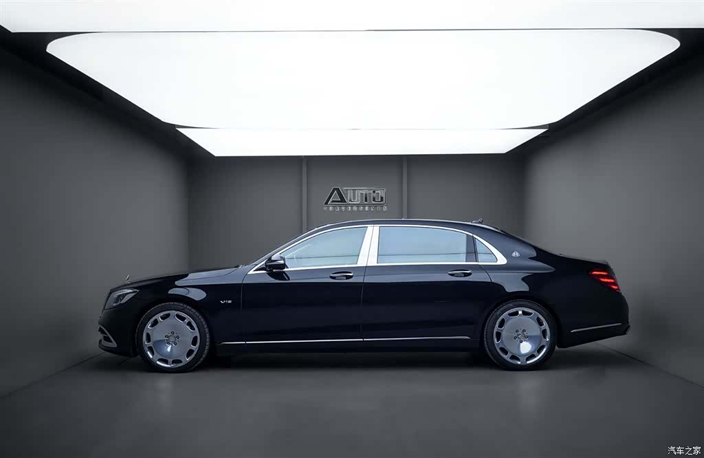 Maybach S-Class, 2017 3