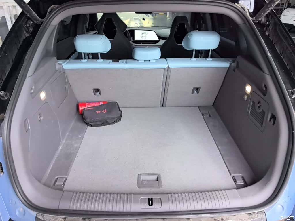 Hongqi 08, 2024 19