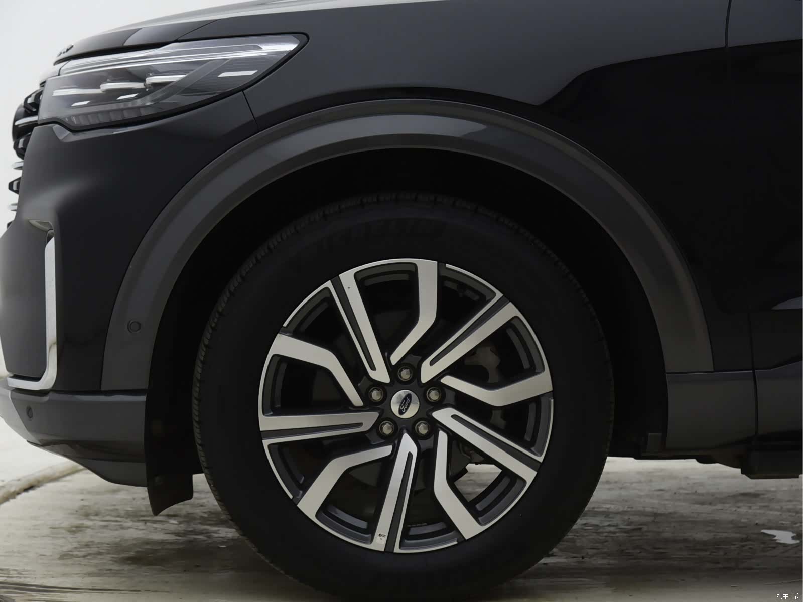 Ford Explorer, 2024 все фото