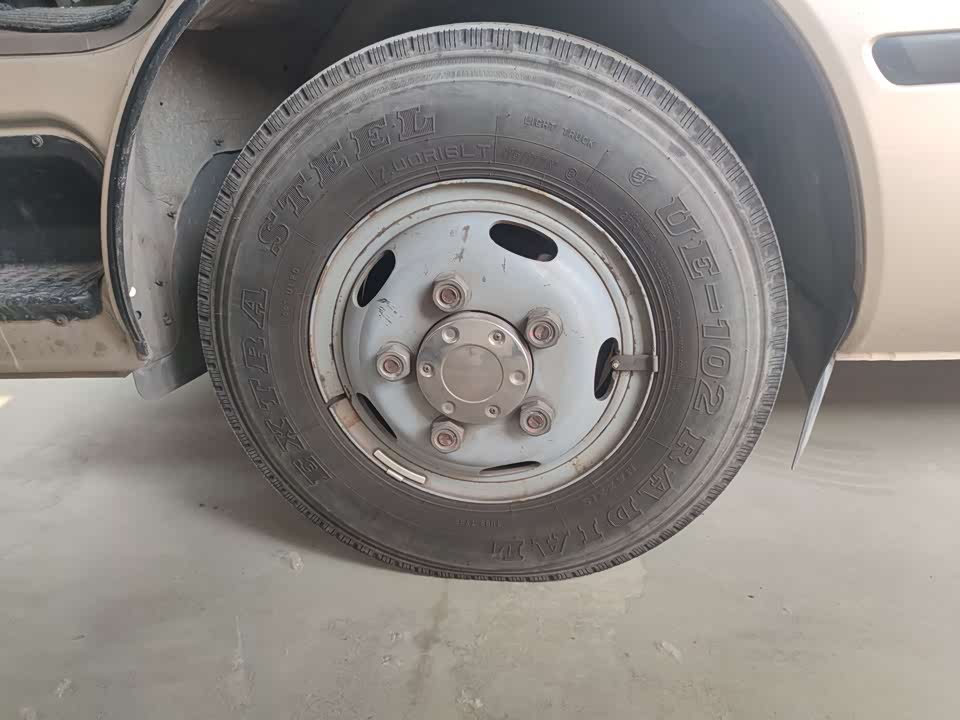 Toyota Costa