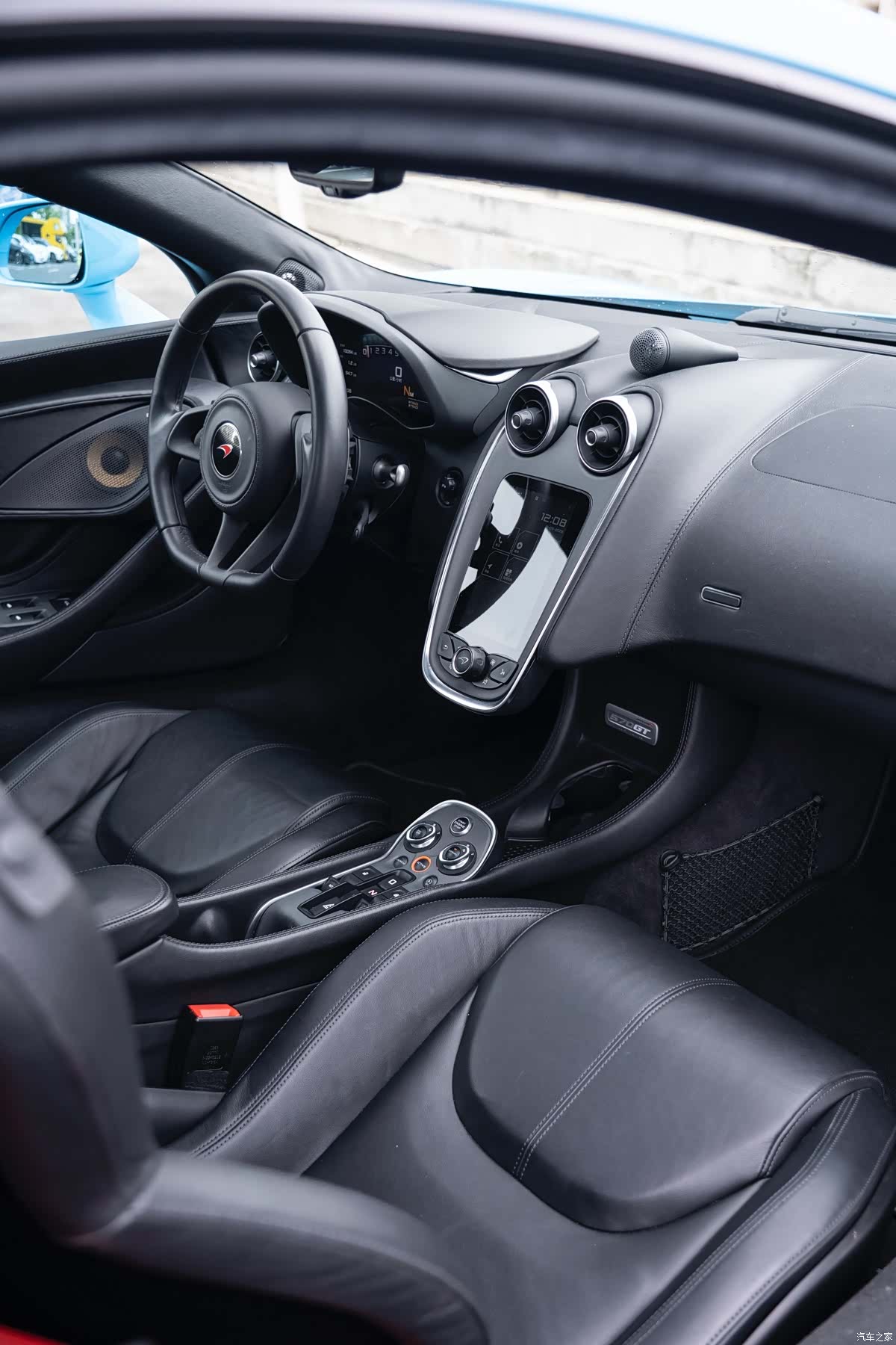 McLaren GT, 2019 19