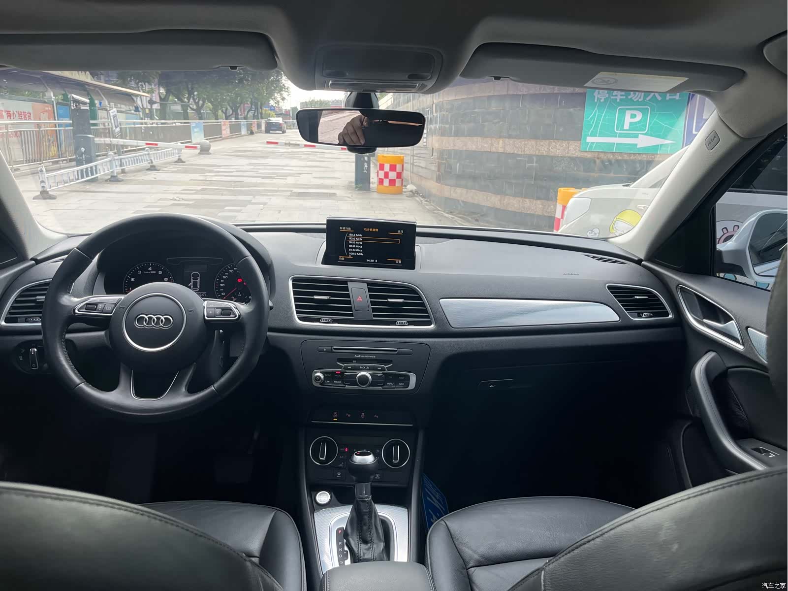 Audi Q3, 2017 10