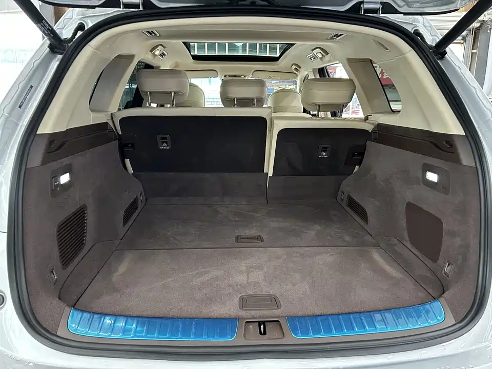 AITO Ask the world M7