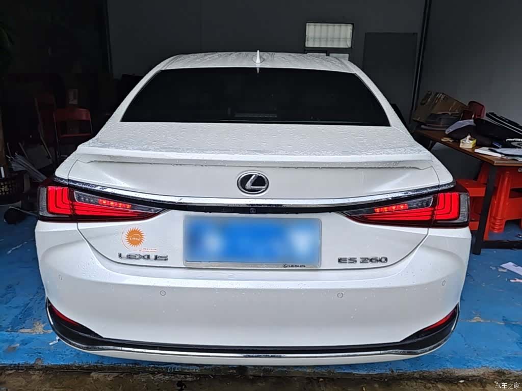 Lexus ES, 2024 6