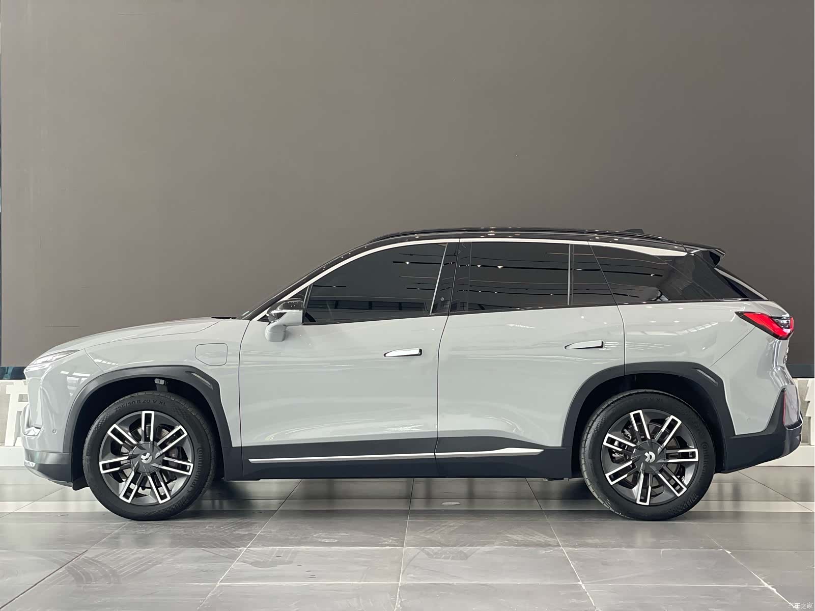 NIO ES6, 2021 3