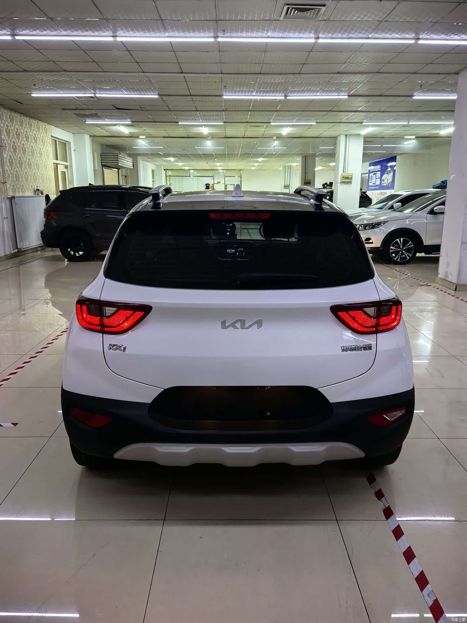Kia KX1, 2022 11