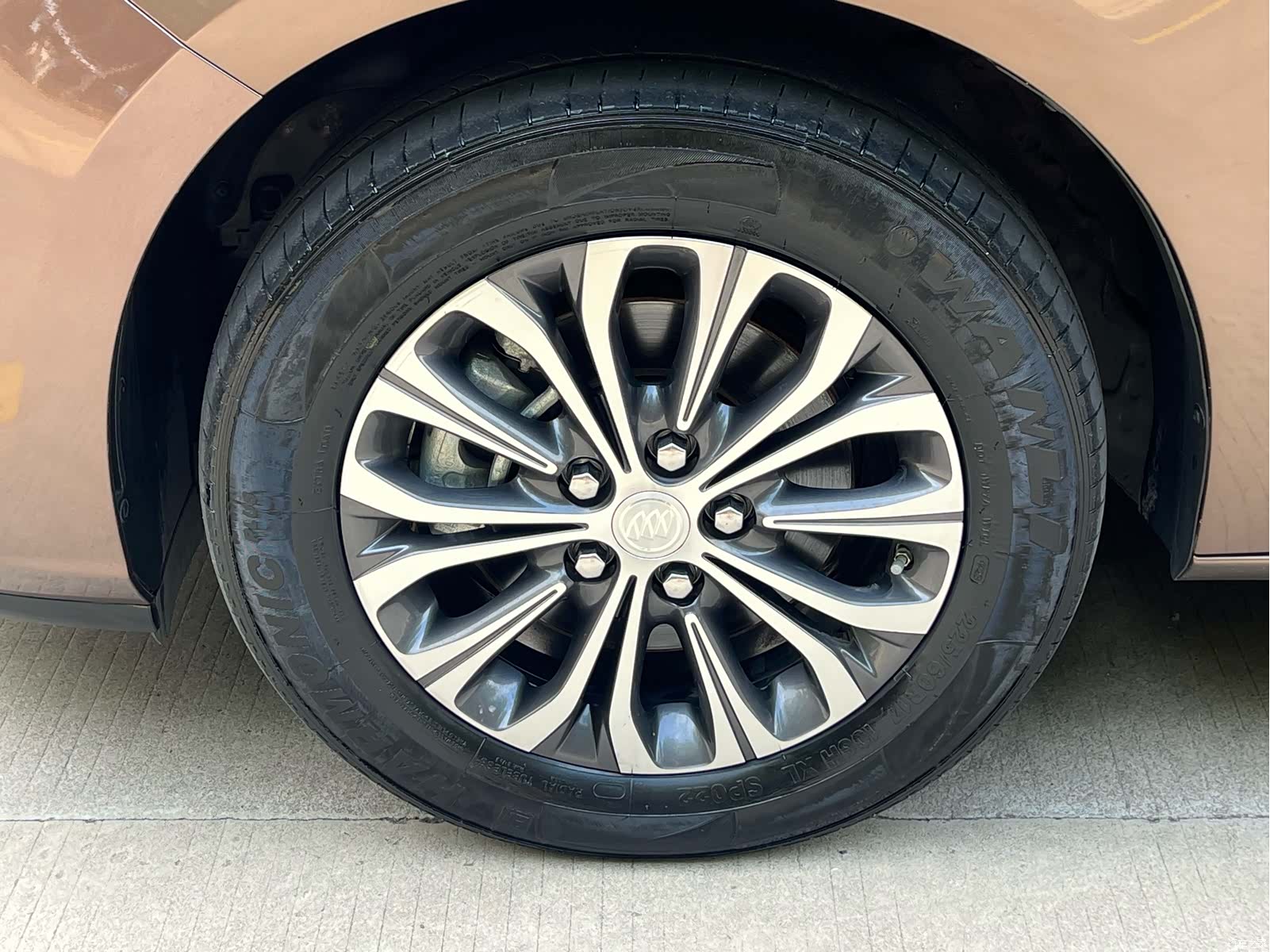Buick GL8, 2020 21