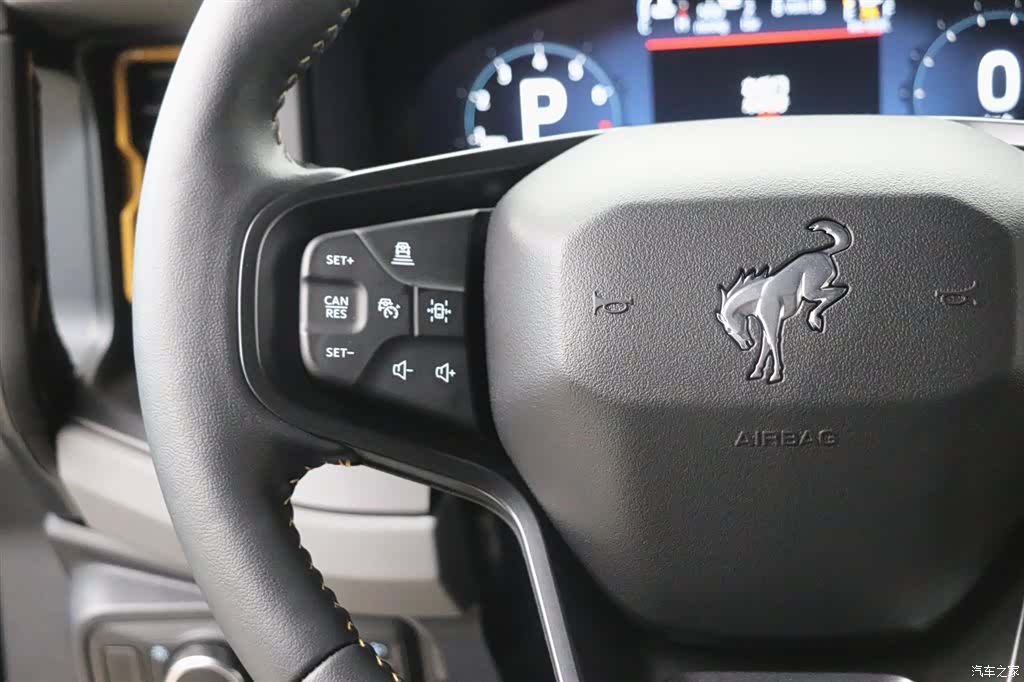Ford Bronco, 2025 15