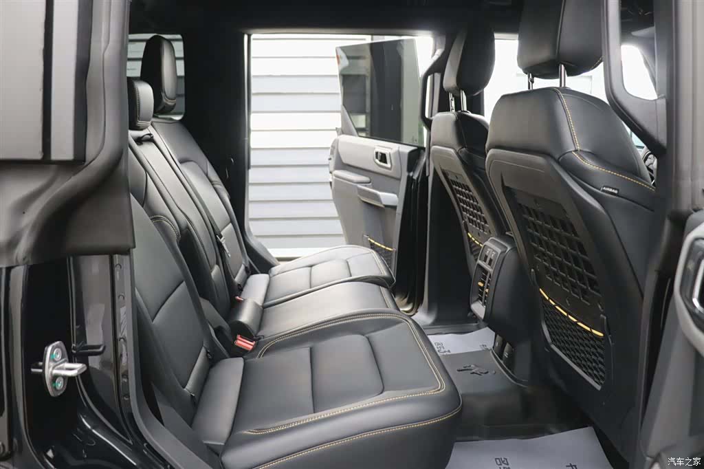 Ford Bronco, 2025 22
