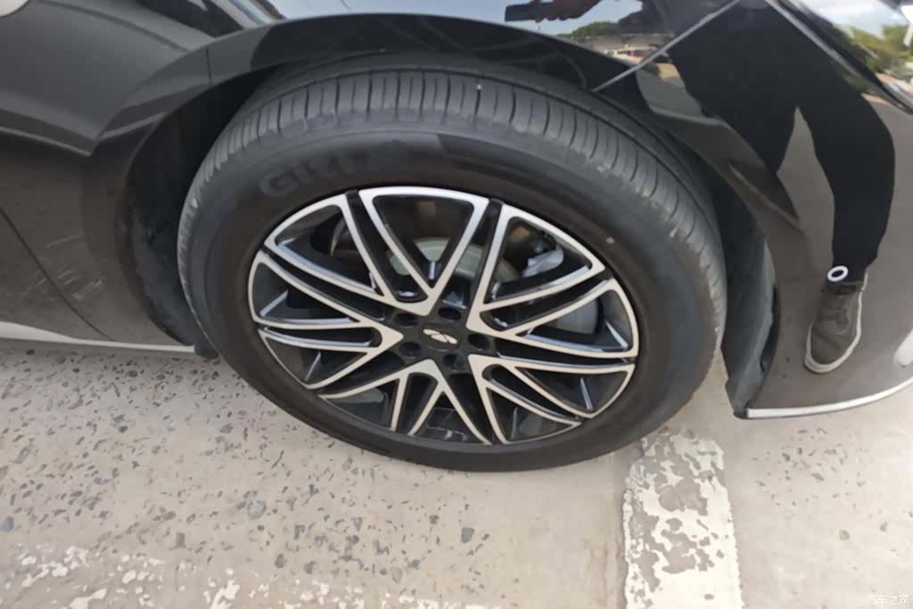 Chery A9L, 2026 6