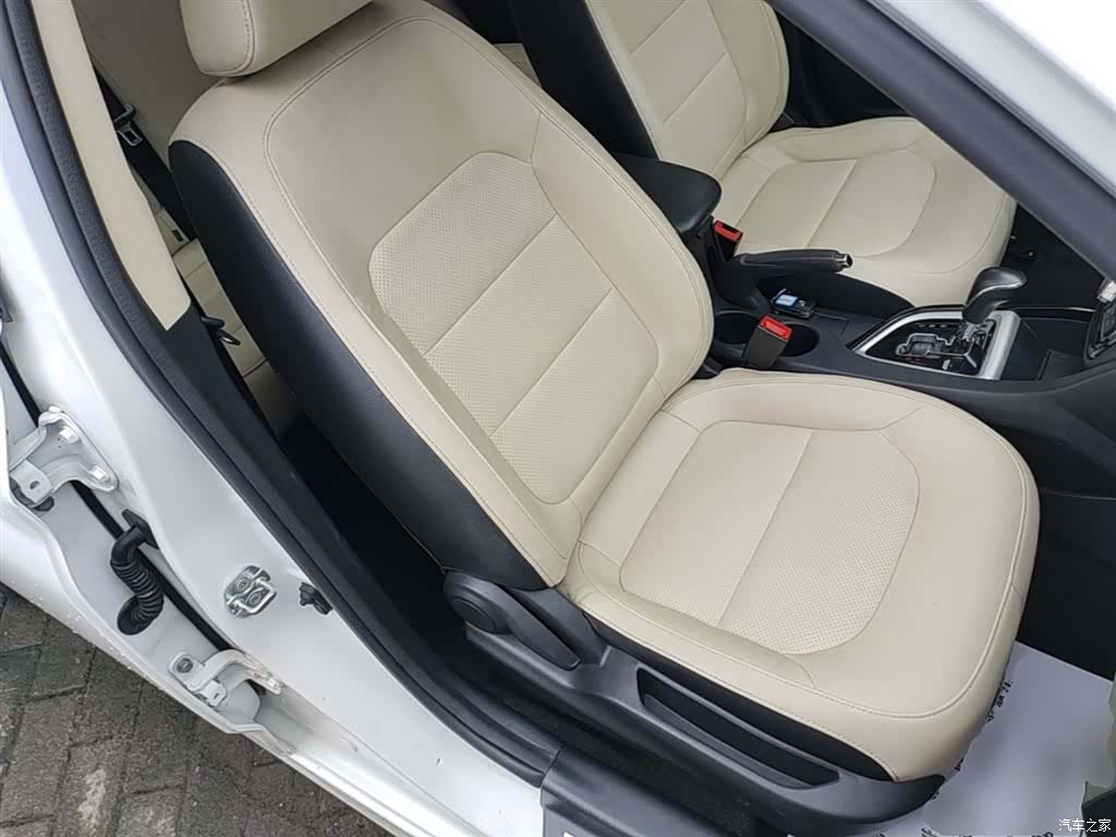Changan V7, 2016 25