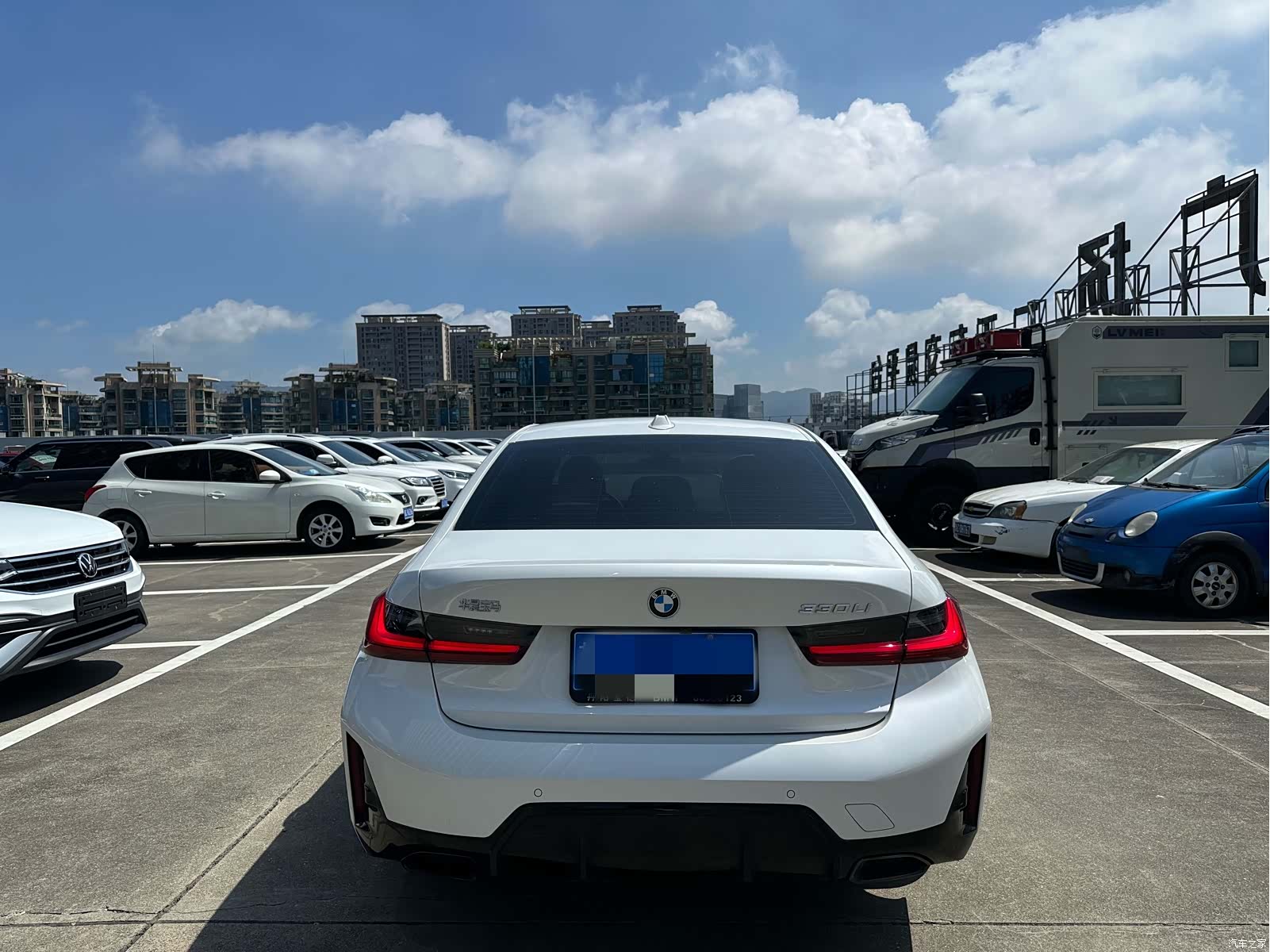 BMW 3 Series, 2025 12