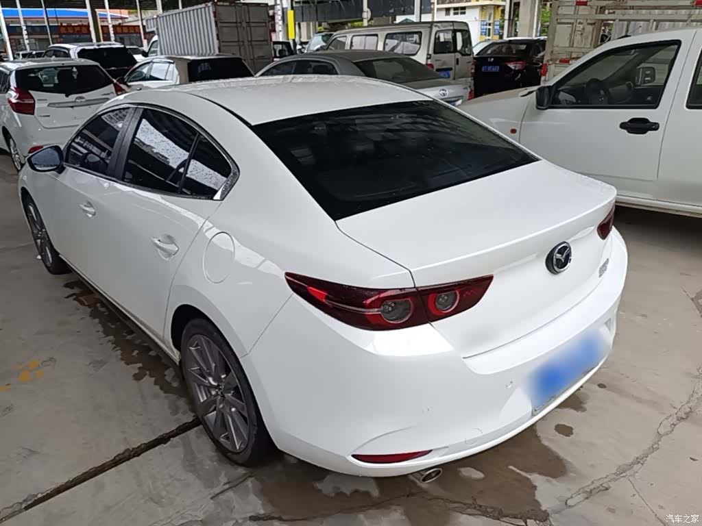 Mazda Mazda3, 2022 все фото