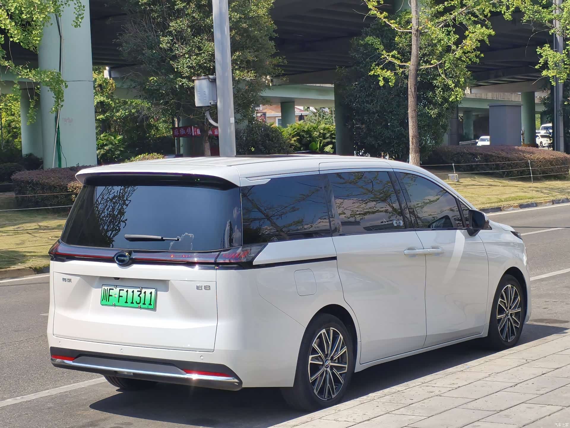 Trumpchi E8, 2024 15